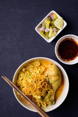  Khao Soi - Kermainen ja mausteinen currykeitto Chiang Maista